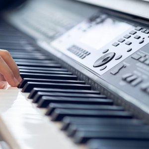 pianoles.jpg